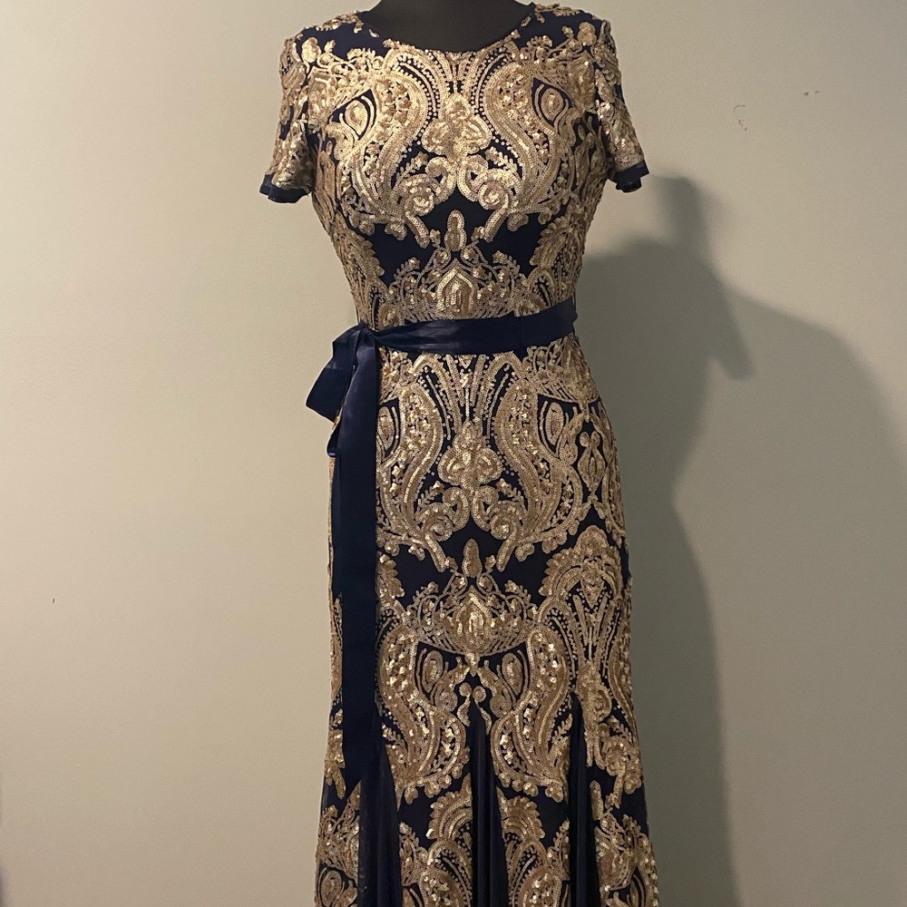 R&M Richards Evening Gown w/ Fishtail And Sequins